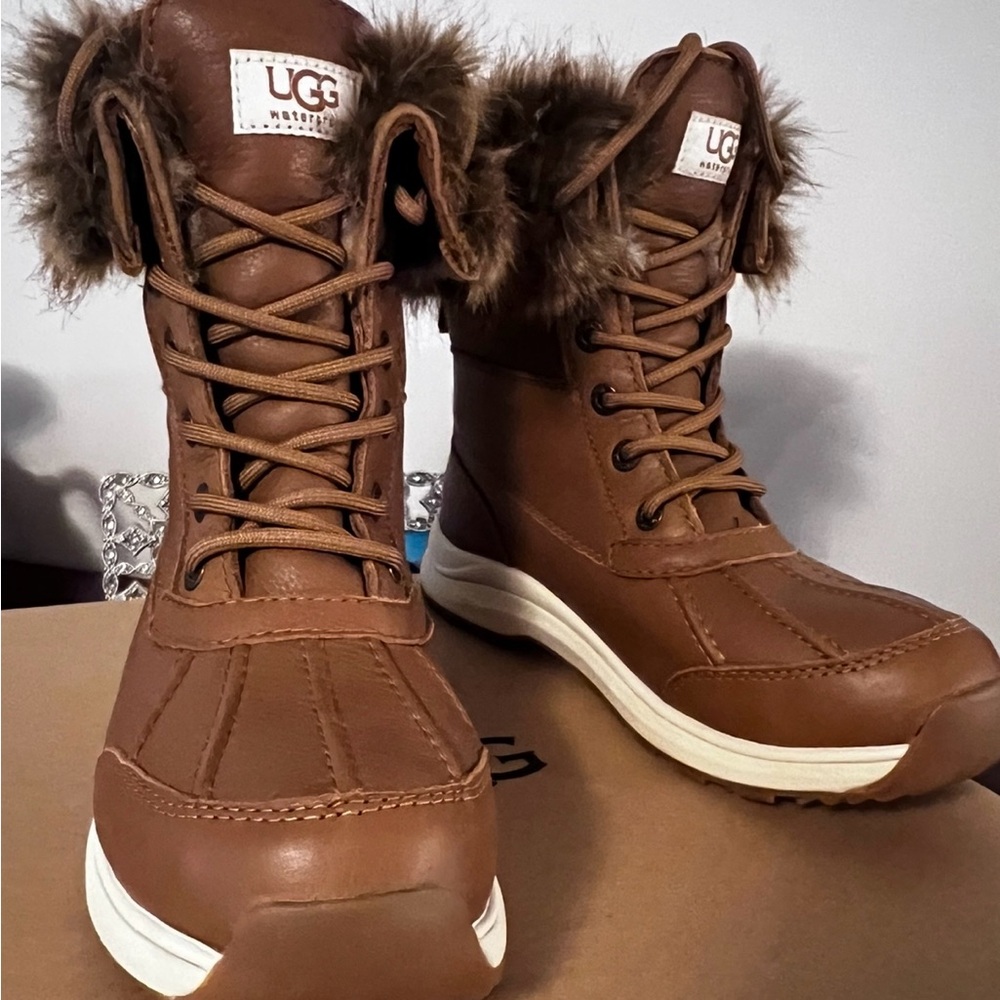 Ugg Adirondack III Tipped Chestnut Sz 6 NIB Sold Out